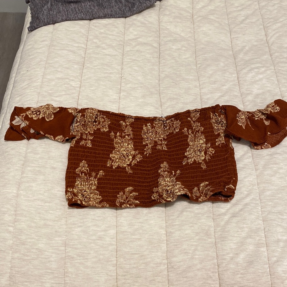 Crop top off the shoulder Windsor
